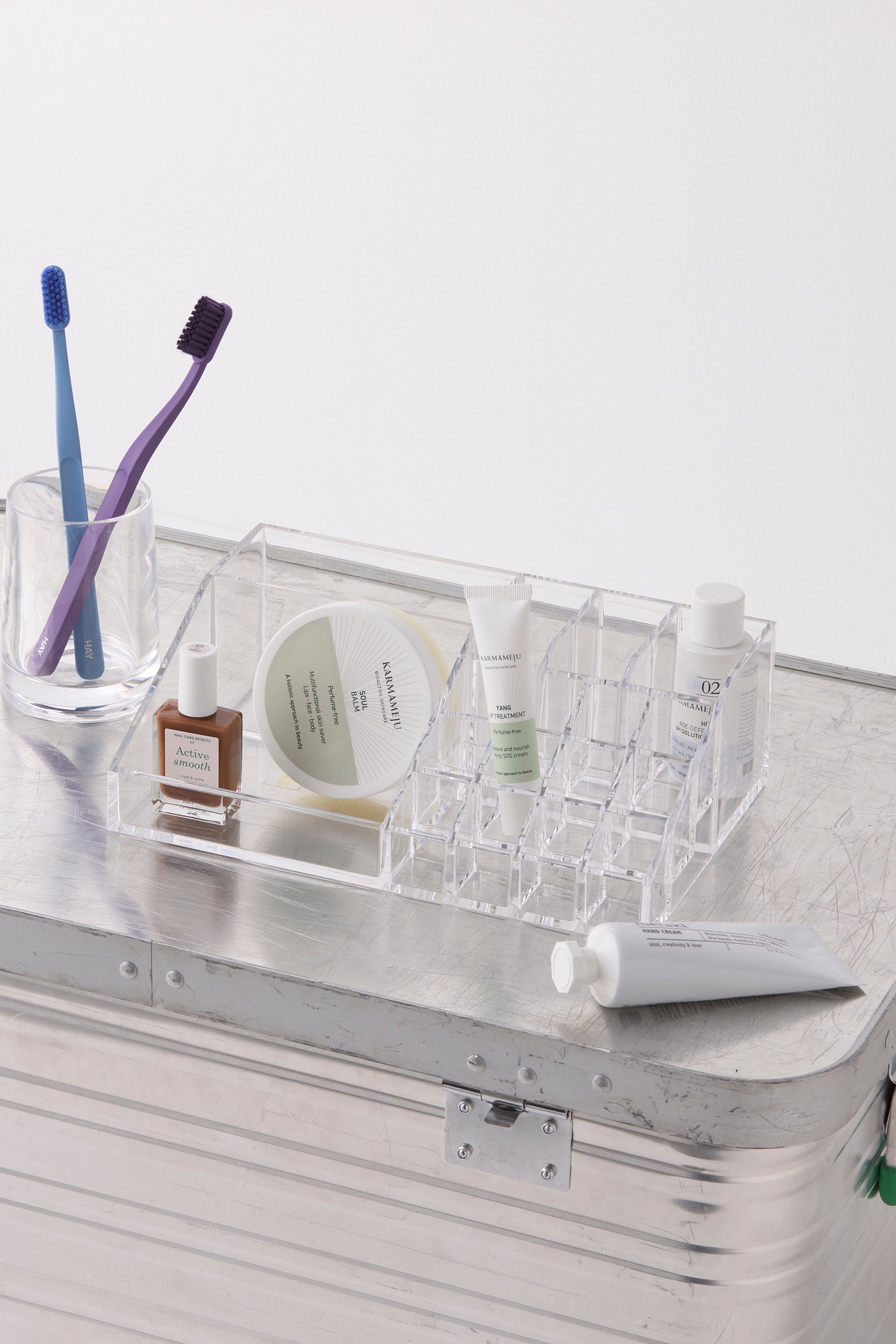 Akryl opbevaring, klar - 19 rum